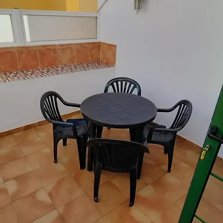 Caleta Paraiso No.17 アパート